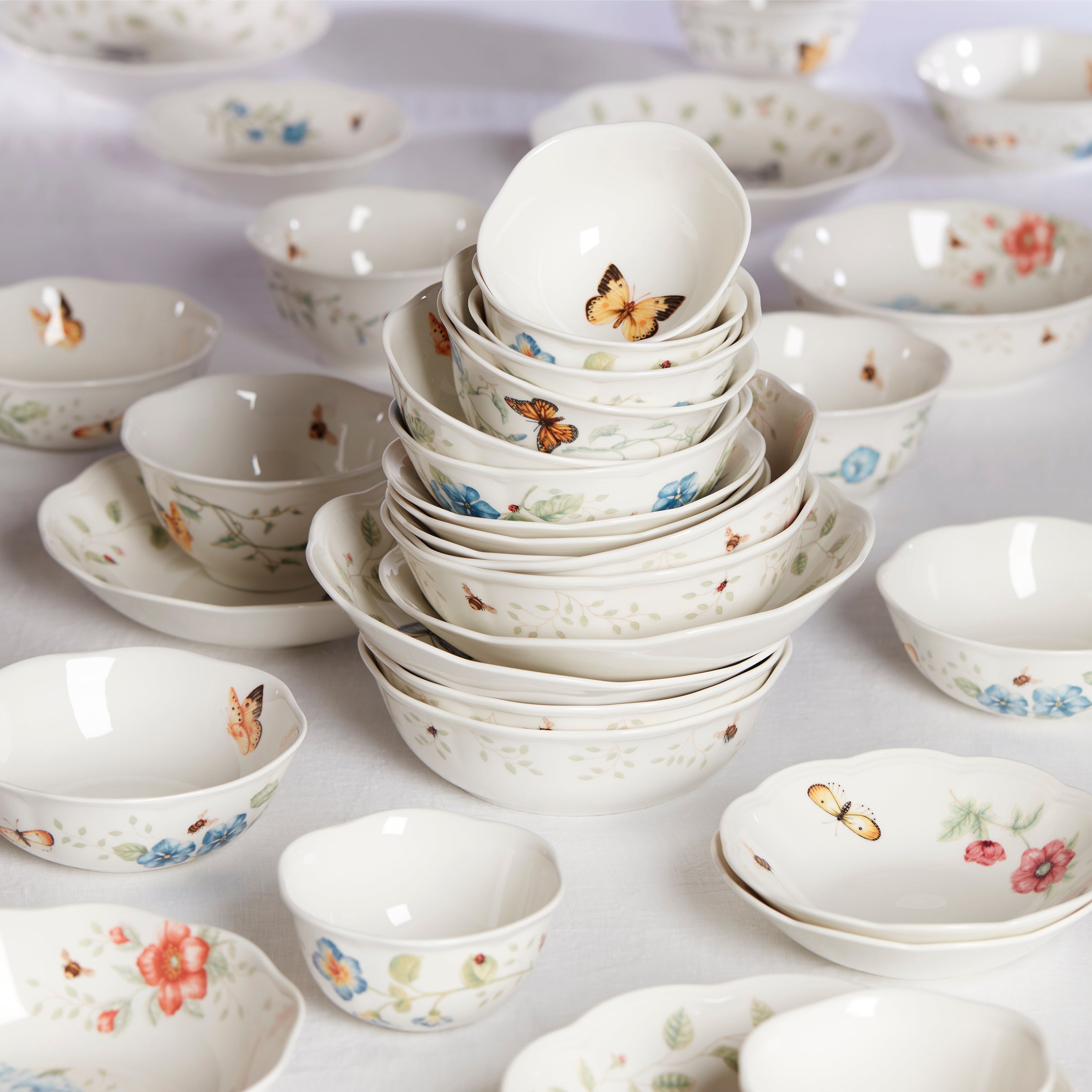 Butterfly Meadow Soup Bowl - Image 4