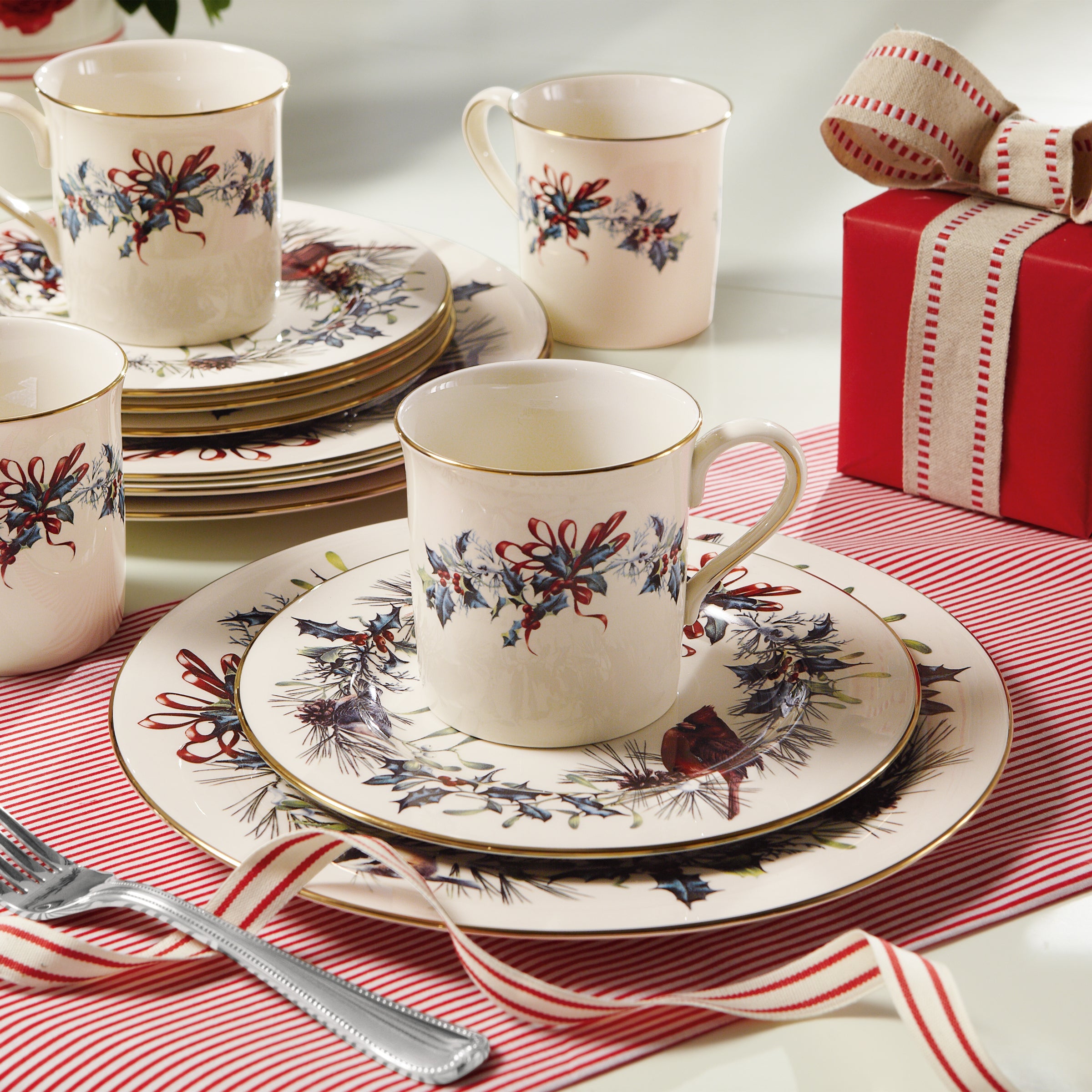 Winter Greetings Salad Plates. Set of 4 - Image 6