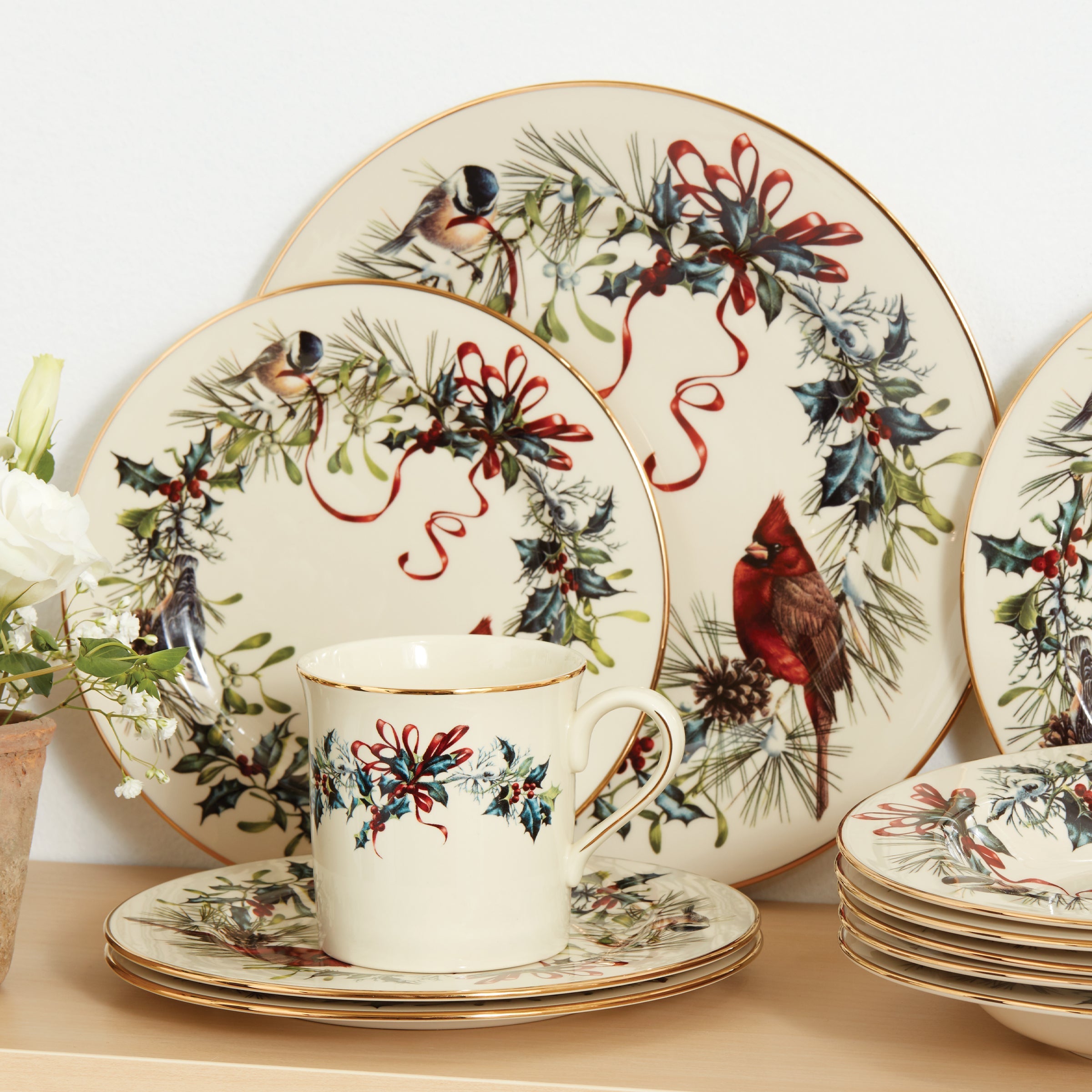 Winter Greetings Salad Plates. Set of 4 - Image 8
