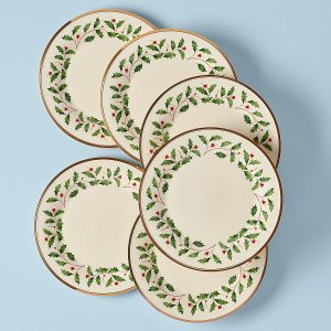 Holiday Dinner Plates. Set of 6