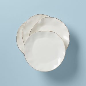 Blue Bay White Dinner Plates. Set of 4
