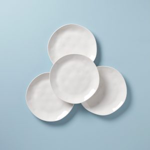 Bay Colors White Dinner Plates. Set of 4