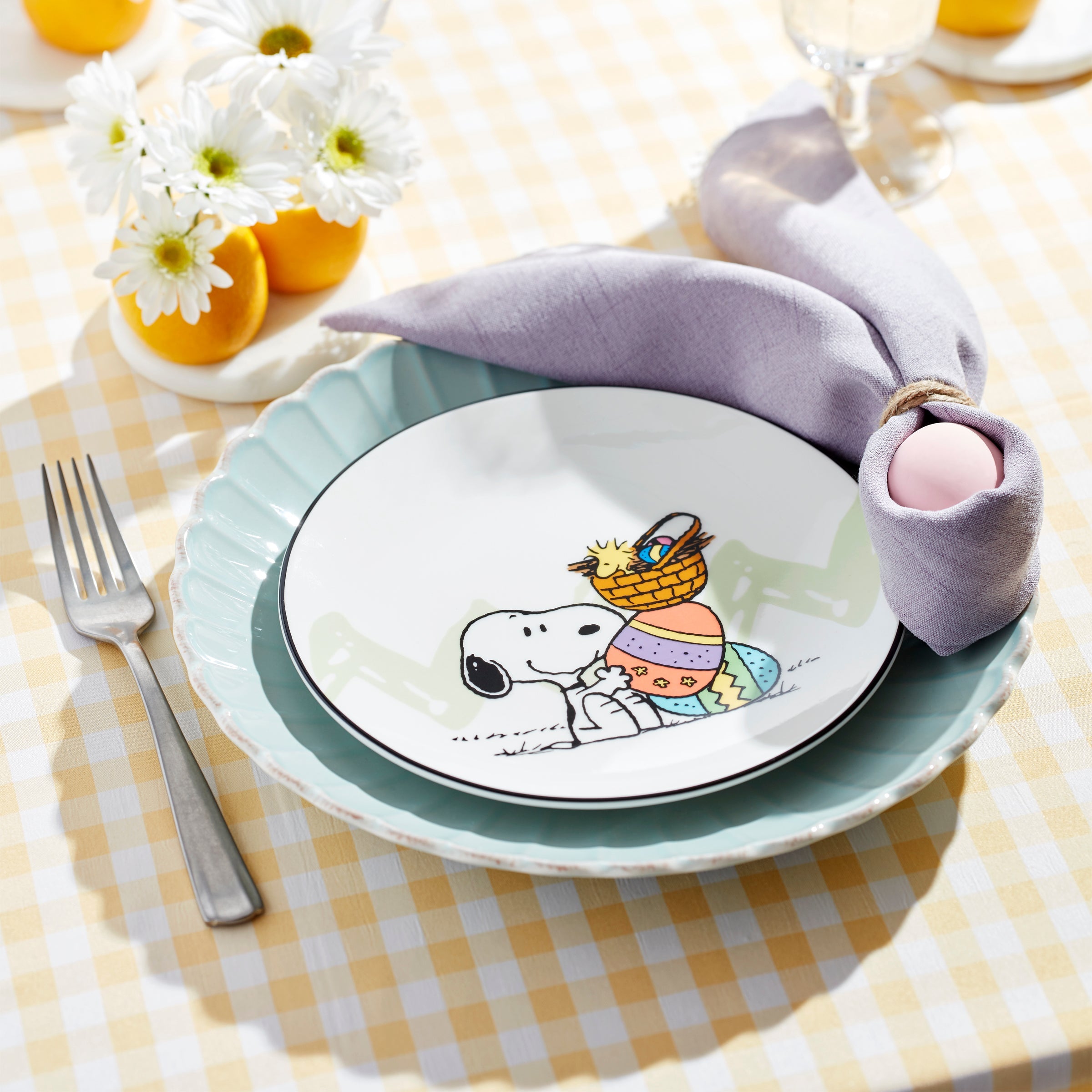 Snoopy Easter Accent Plates. Set of 4 - Image 3