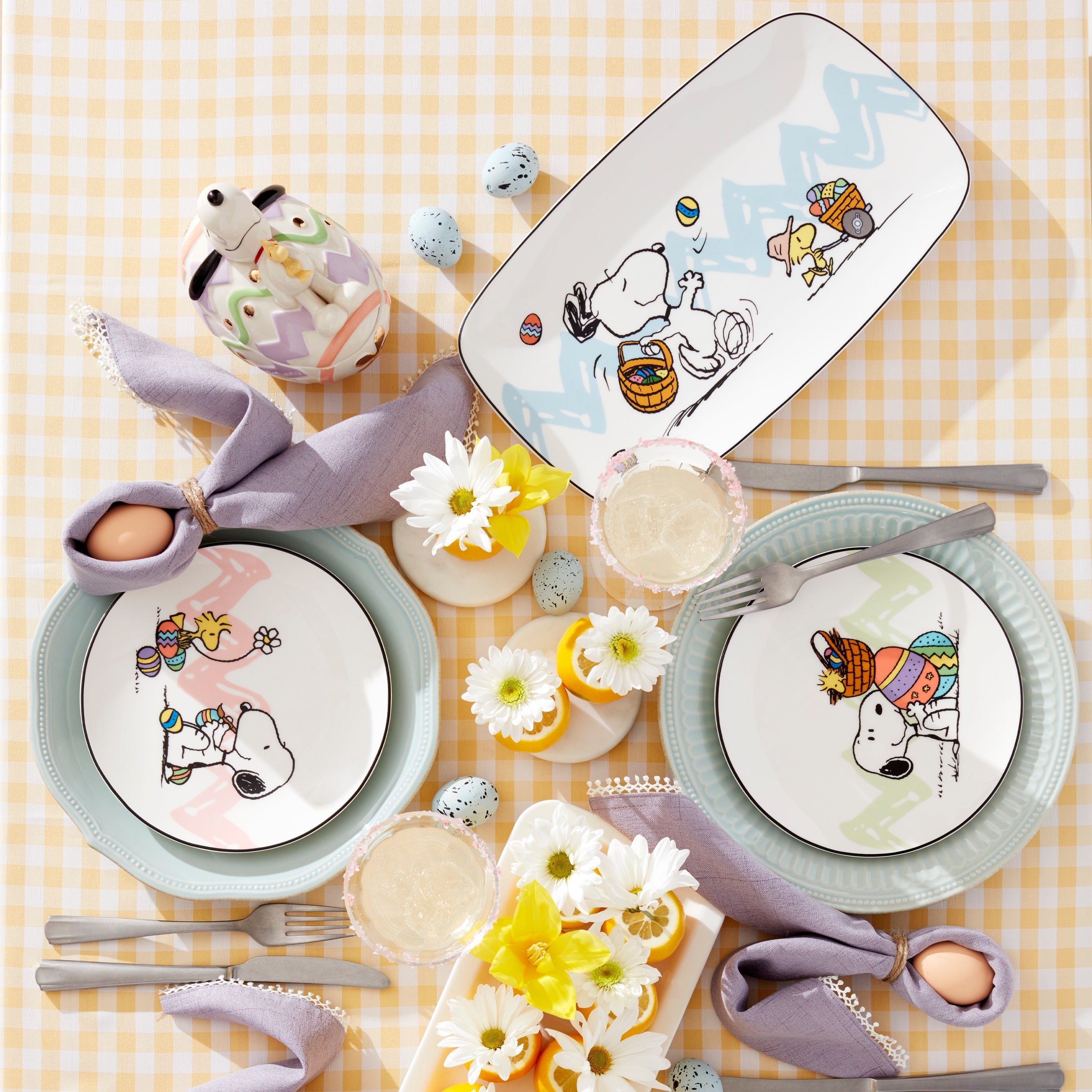 Snoopy Easter Accent Plates. Set of 4 - Image 5