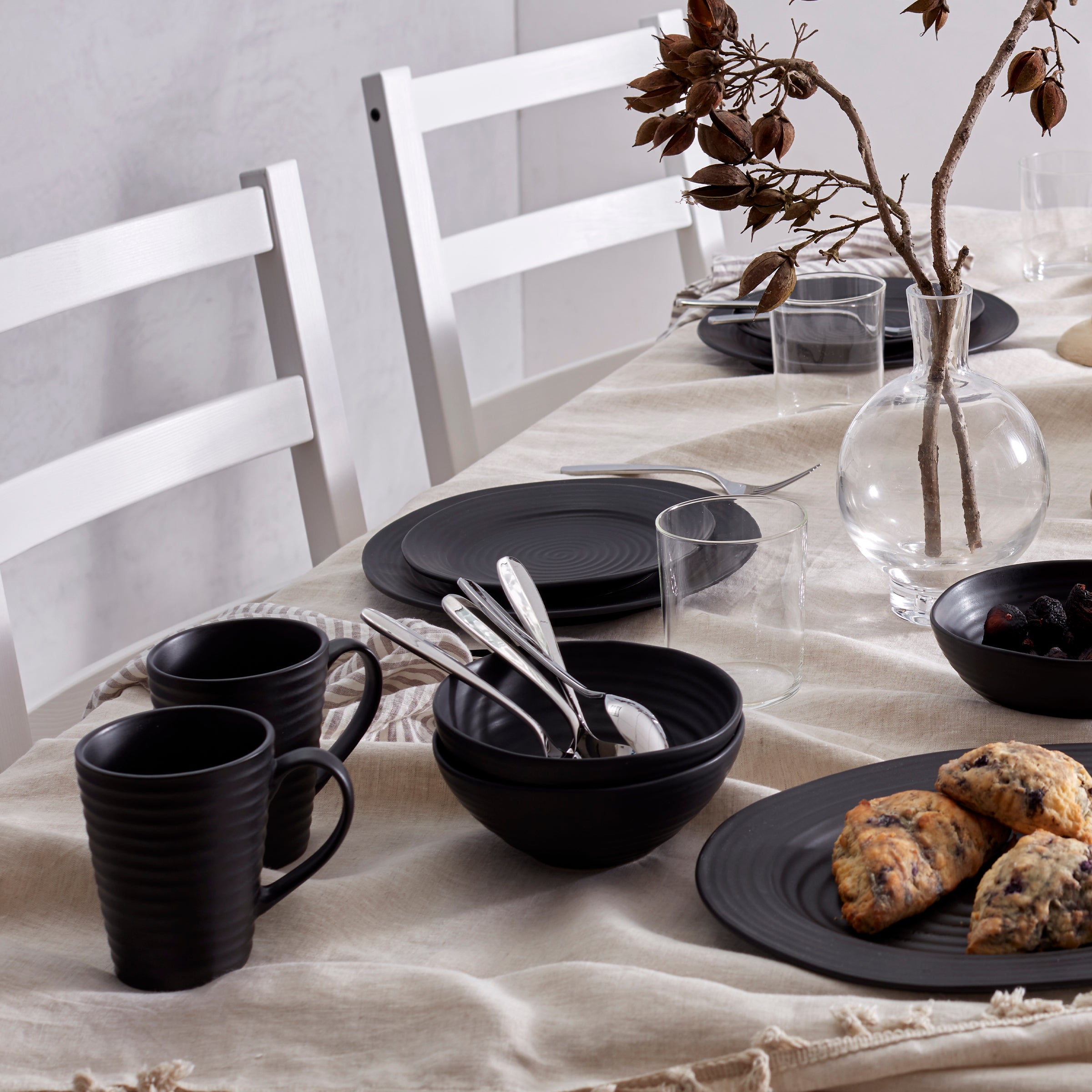 Ridge Black Salad Plate - Image 5