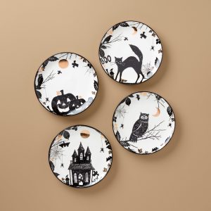 Haunted Halloween Accent Plates. Set of 4