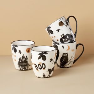 Haunted Halloween Mugs. Set of 4