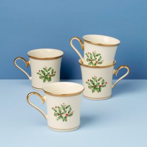 Holiday Mugs. Set of 4