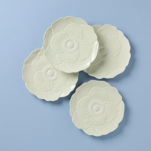 Butterfly Meadow Floral Green Accent Plates. Set of 4