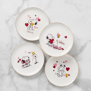 Snoopy Valentine's Day Accent Plates. Set of 4