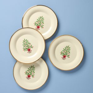 Holiday Tree Accent Plates. Set of 4