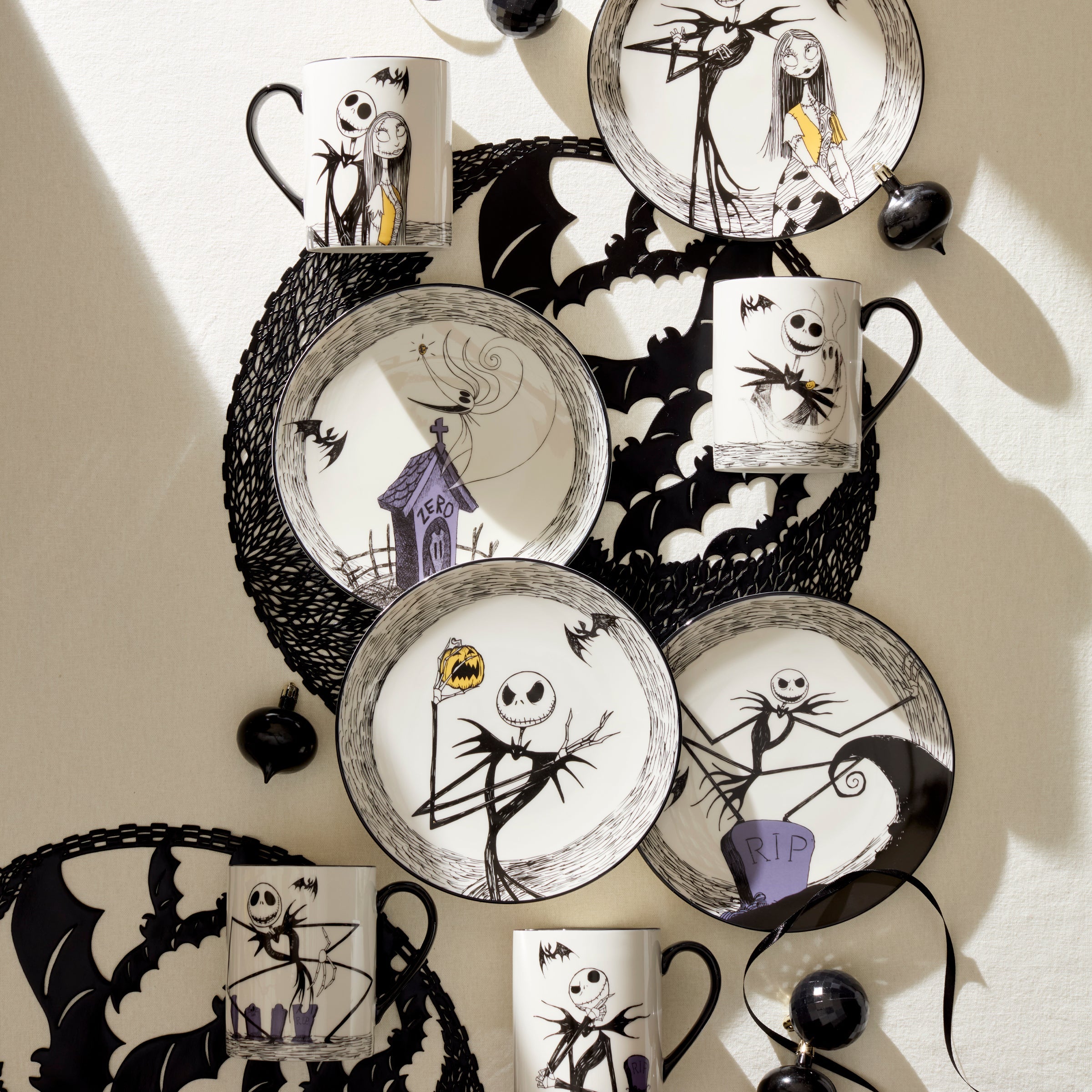 Nightmare Before Christmas Accent Plates. Set of 4 - Image 3