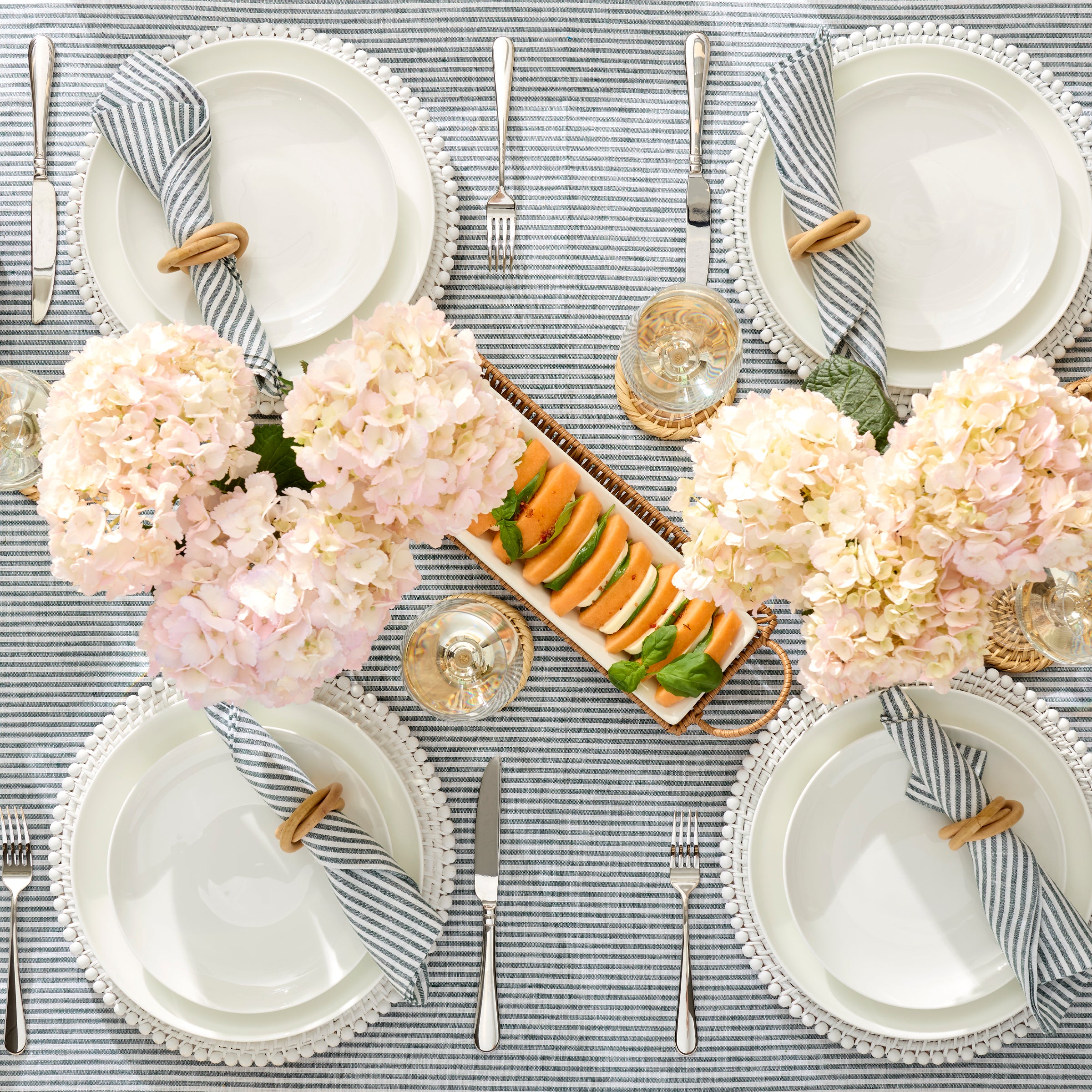 Studio 1414 Coupe 12-Piece Dinnerware Set - Image 7