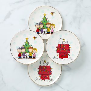 Peanuts Gang Accent Plates. Set of 4. Assorted