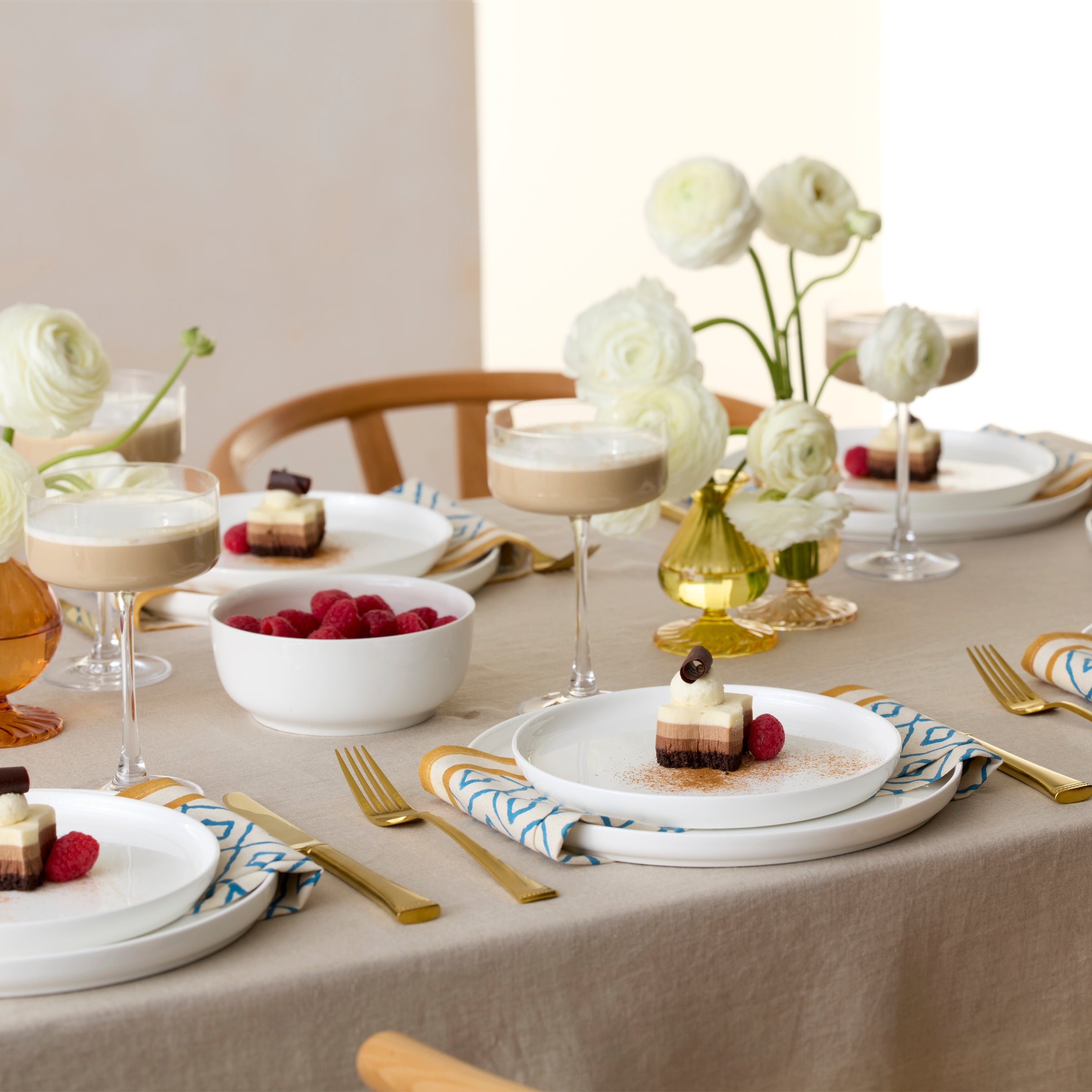 Modern White 24-Piece Dinnerware Set - Image 7