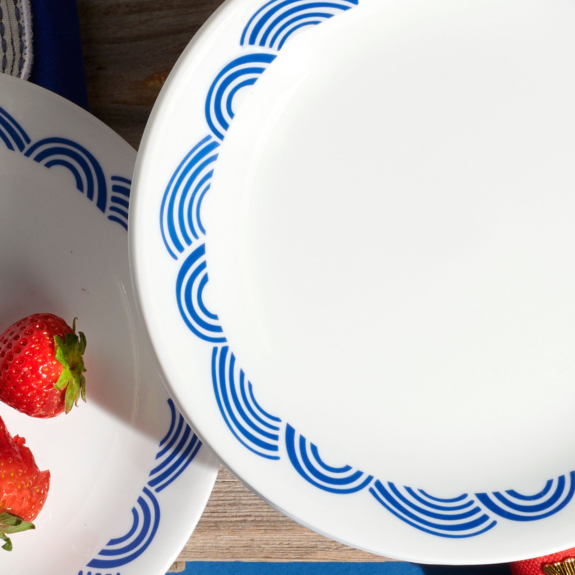 Corelle® Rolling Waves 8.5 Lunch Plate. 6-pack - Image 7